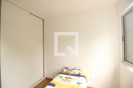 Quarto de apartamento à venda com 3 quartos, 80m² em Buritis, Belo Horizonte