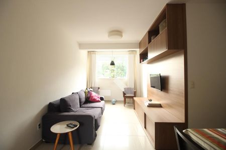 Sala de apartamento à venda com 3 quartos, 80m² em Buritis, Belo Horizonte