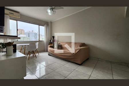 Sala de apartamento para alugar com 2 quartos, 94m² em Gonzaga, Santos