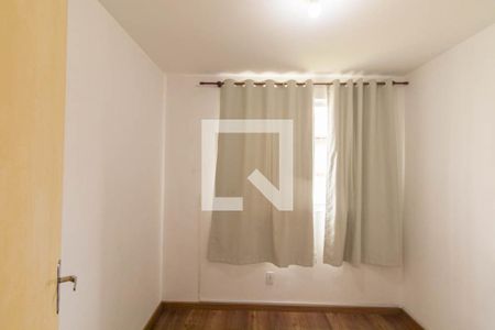 Quarto 1 de apartamento para alugar com 2 quartos, 44m² em Alto Boqueirão, Curitiba