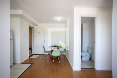 Sala de apartamento para alugar com 2 quartos, 55m² em São Francisco Xavier, Rio de Janeiro