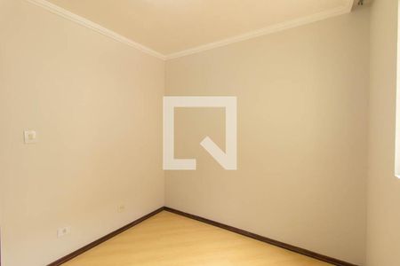 Quarto 1 de apartamento para alugar com 2 quartos, 65m² em Água Verde, Curitiba