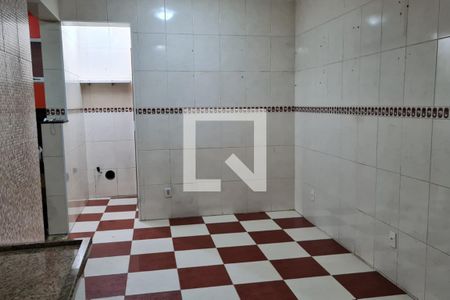 Cozinha de casa para alugar com 1 quarto, 100m² em Vila Meriti, Duque de Caxias