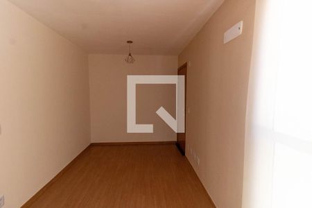 Sala de apartamento para alugar com 2 quartos, 45m² em Vila Lage, São Gonçalo