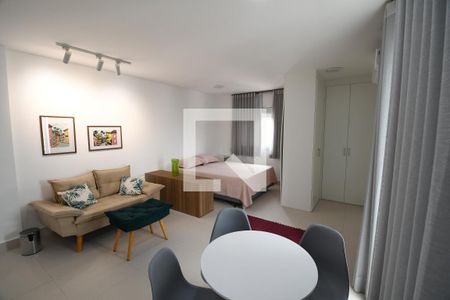 Quarto de kitnet/studio para alugar com 1 quarto, 42m² em Centro, Campinas