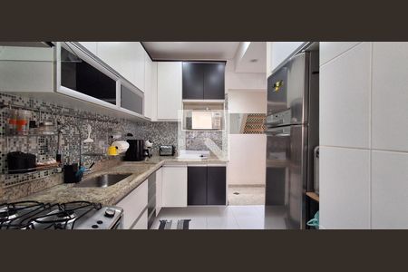 Apartamento à venda com 170m², 3 quartos e 3 vagas Apartamento à venda com 170m², 3 quartos e 3 vagasCozinha