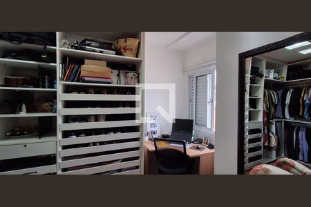 Apartamento à venda com 170m², 3 quartos e 3 vagas Apartamento à venda com 170m², 3 quartos e 3 vagasQuarto 2