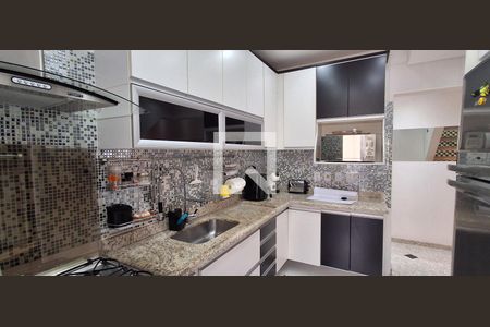 Apartamento à venda com 170m², 3 quartos e 3 vagas Apartamento à venda com 170m², 3 quartos e 3 vagasCozinha