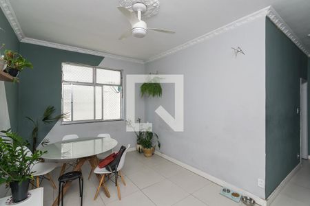 Sala de apartamento à venda com 3 quartos, 70m² em Penha Circular, Rio de Janeiro