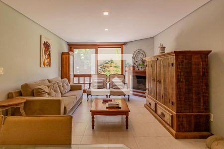 Sala de casa de condomínio à venda com 3 quartos, 219m² em Tristeza, Porto Alegre