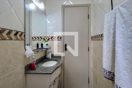 Apartamento para alugar com 145m², 3 quartos e 1 vaga Apartamento para alugar com 145m², 3 quartos e 1 vagaBanheiro da Suíte 2