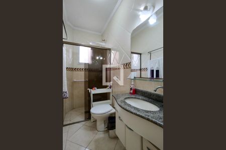 Apartamento para alugar com 145m², 3 quartos e 1 vaga Apartamento para alugar com 145m², 3 quartos e 1 vagaBanheiro da Suíte 2