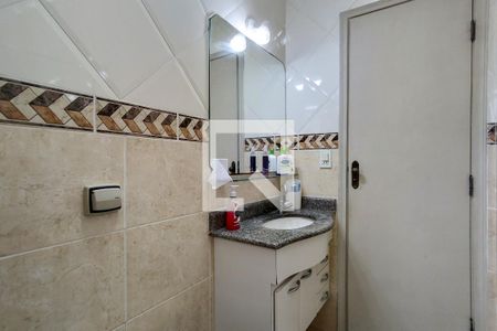 Apartamento para alugar com 145m², 3 quartos e 1 vaga Apartamento para alugar com 145m², 3 quartos e 1 vagaBanheiro da Suíte 2