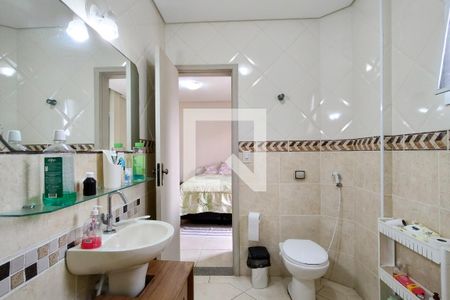 Apartamento para alugar com 145m², 3 quartos e 1 vaga Apartamento para alugar com 145m², 3 quartos e 1 vagaBanheiro da Suíte 1