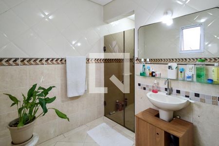 Apartamento para alugar com 145m², 3 quartos e 1 vaga Apartamento para alugar com 145m², 3 quartos e 1 vagaBanheiro da Suíte 1