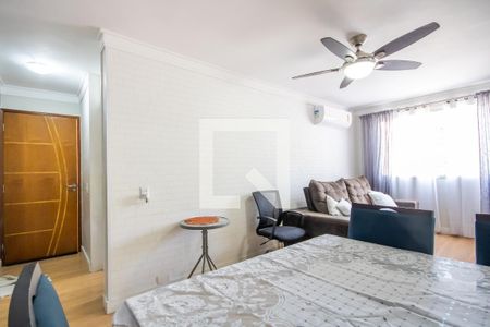 Sala de apartamento à venda com 2 quartos, 60m² em Cidade das Flores, Osasco