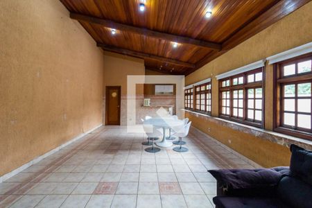 Sala de casa para alugar com 2 quartos, 106m² em Jardim Leonor, São Paulo