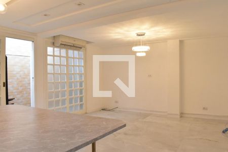 Sala 2 de casa para alugar com 3 quartos, 180m² em Bacacheri, Curitiba