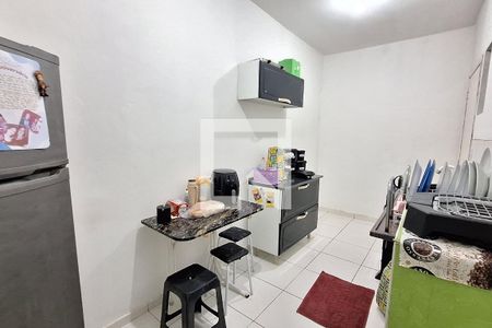 Cozinha de casa para alugar com 2 quartos, 63m² em Vila Maria Helena, Duque de Caxias