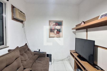 Sala de casa para alugar com 2 quartos, 63m² em Vila Maria Helena, Duque de Caxias