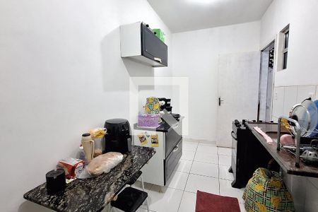 Cozinha de casa para alugar com 2 quartos, 63m² em Vila Maria Helena, Duque de Caxias