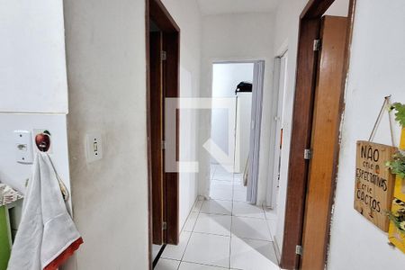 Corredor de casa para alugar com 2 quartos, 63m² em Vila Maria Helena, Duque de Caxias