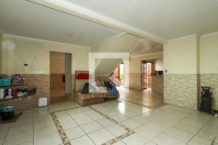 Sala de casa à venda com 4 quartos, 220m² em Jardim Itu, Porto Alegre