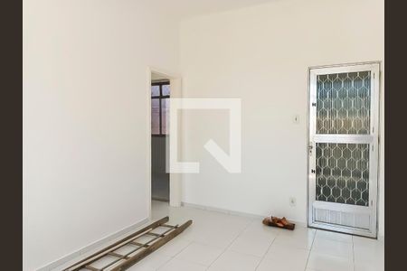 Sala de apartamento para alugar com 1 quarto, 78m² em Higienópolis, Rio de Janeiro