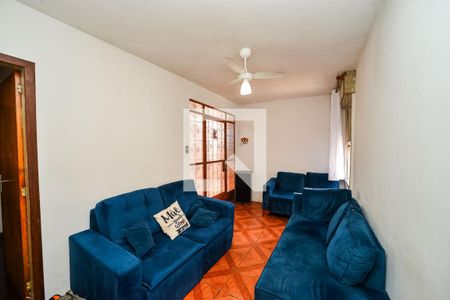 Sala de casa para alugar com 3 quartos, 110m² em Jardim Sabará, Porto Alegre