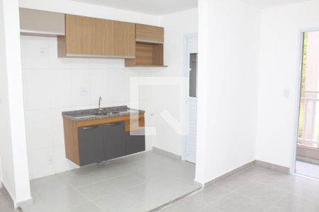 Sala de apartamento para alugar com 2 quartos, 42m² em Parque Silvino Pereira, Cotia