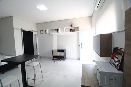 Studio de kitnet/studio para alugar com 1 quarto, 50m² em Jardim Karaíba, Uberlândia