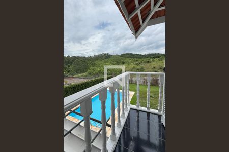 sacada da Suíte 1 de casa de condomínio para alugar com 4 quartos, 250m² em Tamboré, Santana de Parnaíba