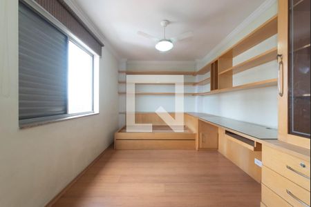 Quarto 1 de apartamento para alugar com 3 quartos, 115m² em Vila Santo Estefano, São Paulo