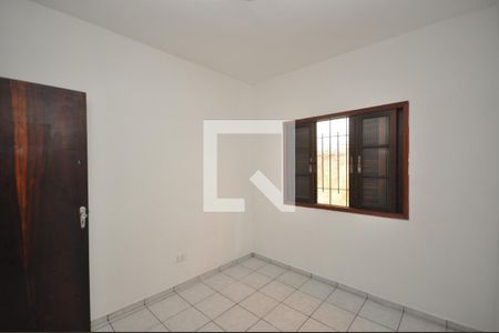 Quarto 2 de casa à venda com 7 quartos, 208m² em Vila Ede, São Paulo