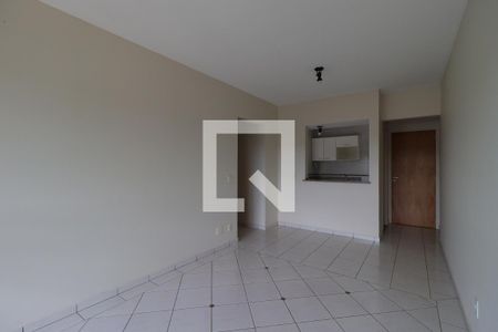 Sala de apartamento para alugar com 1 quarto, 45m² em Centro, Ribeirão Preto