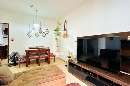 Sala de apartamento para alugar com 2 quartos, 54m² em Parque Renato Maia, Guarulhos