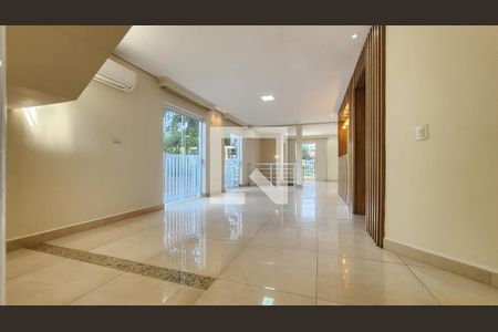 Sala de casa para alugar com 4 quartos, 360m² em Embaré, Santos