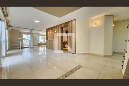 Sala de casa para alugar com 4 quartos, 360m² em Embaré, Santos