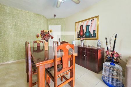 Sala de apartamento para alugar com 3 quartos, 98m² em Barra Funda, Guarujá