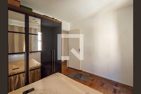 Quarto de apartamento à venda com 3 quartos, 87m² em Santo Antônio, Porto Alegre