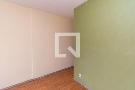 Sala de apartamento para alugar com 2 quartos, 45m² em Jardim Santa Teresinha, São Paulo