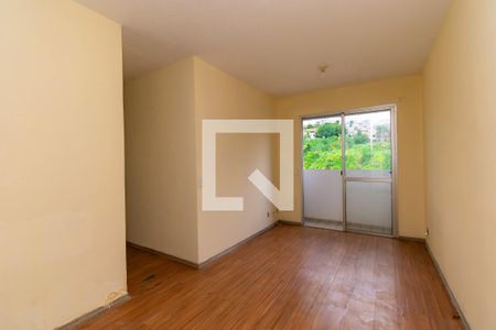 Sala de apartamento para alugar com 2 quartos, 45m² em Jardim Santa Teresinha, São Paulo