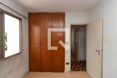 Quarto 1 de apartamento para alugar com 2 quartos, 55m² em Parque Novo Mundo, São Paulo