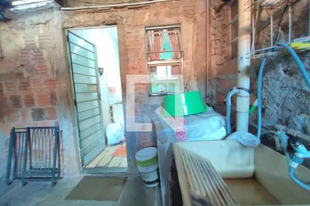 Casa à venda com 143m², 2 quartos e 4 vagas Casa à venda com 143m², 2 quartos e 4 vagasÁrea de Serviço