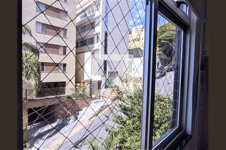 Apartamento à venda com 3 quartos, 164m² em Santo Antônio, Belo Horizonte