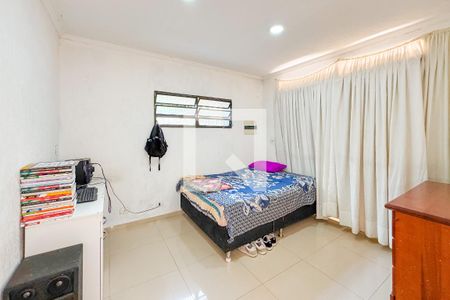 Quarto 1 de casa à venda com 6 quartos, 250m² em Cambuci, São Paulo