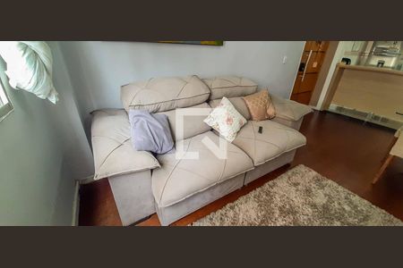 Sala de apartamento para alugar com 2 quartos, 60m² em Ayrosa, Osasco