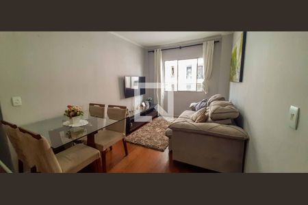 Sala de apartamento para alugar com 2 quartos, 60m² em Ayrosa, Osasco