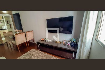 Sala de apartamento para alugar com 2 quartos, 60m² em Ayrosa, Osasco