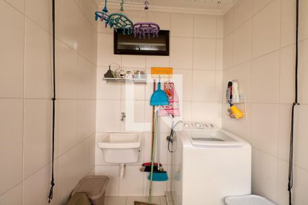 Apartamento à venda com 130m², 3 quartos e 2 vagas Apartamento à venda com 130m², 3 quartos e 2 vagasÁrea de Serviço